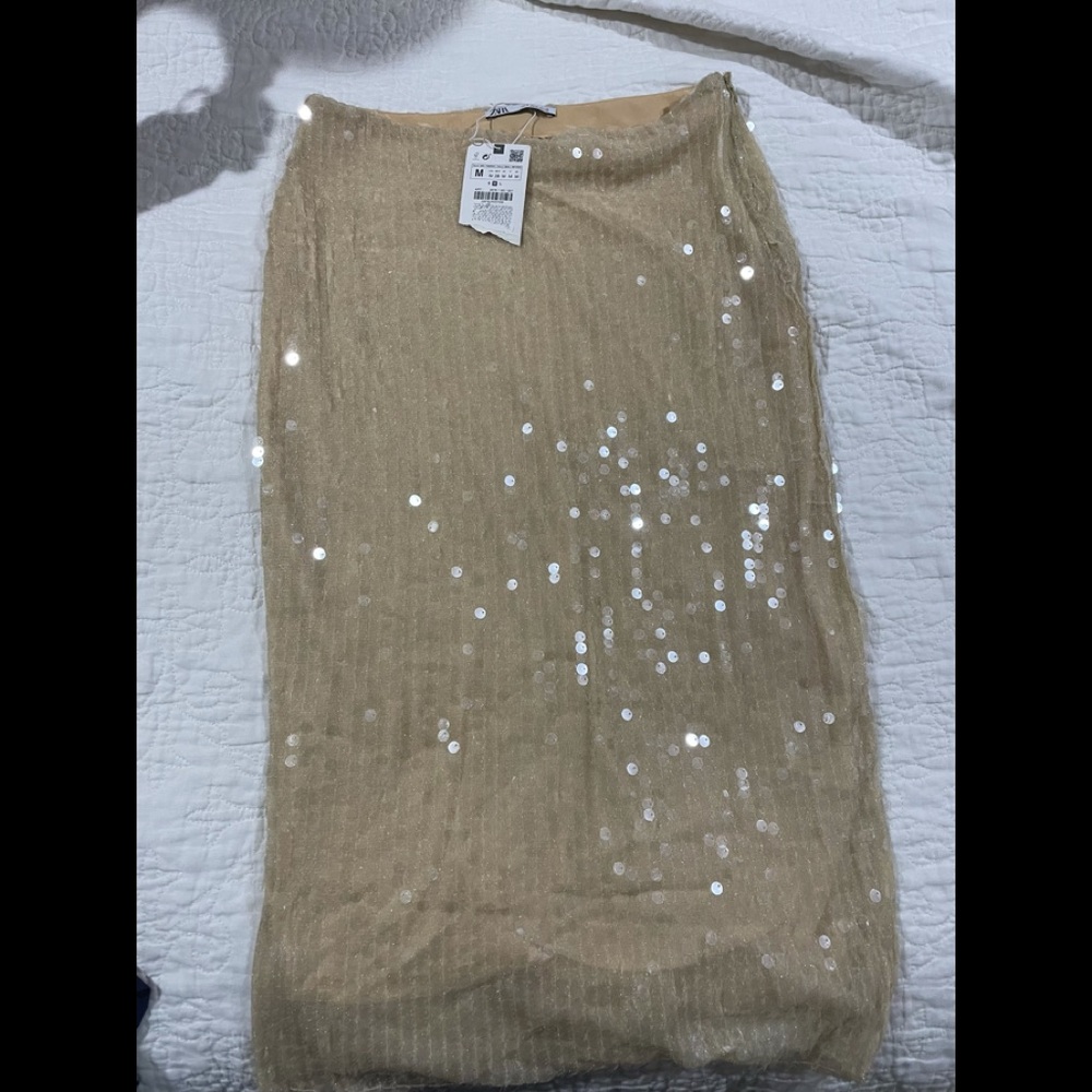 Zara size M gold sequin pencil skirt